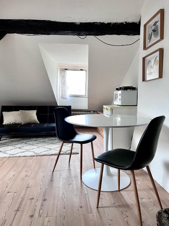 Loft Apartment Close To Metro Palmovka Praga Zewnętrze zdjęcie